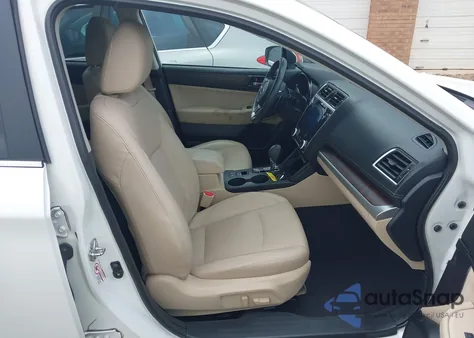 2018 Subaru Outback 2.5I Limited из США, поврежденный, VIN 4S4BSANC9J3299737
